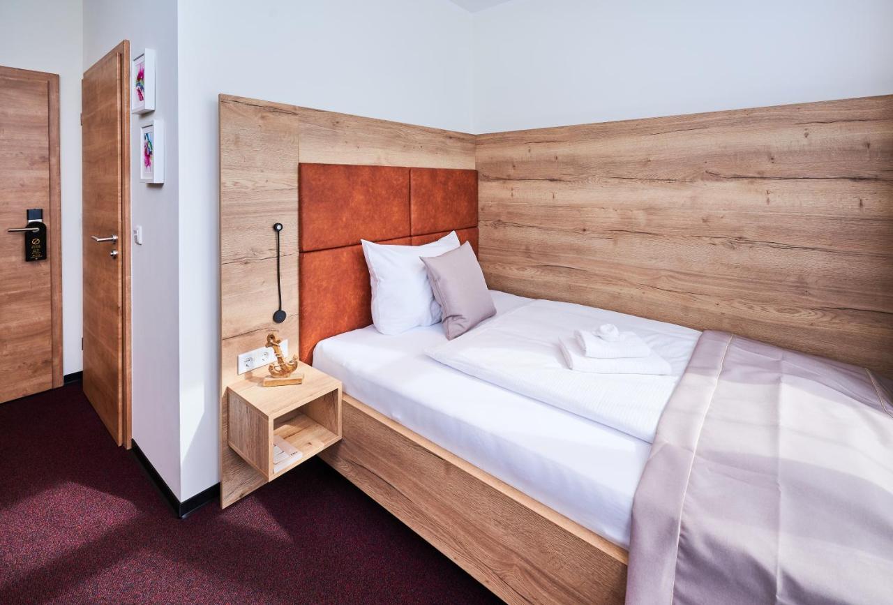 בראקה Hotel 53° Nord מראה חיצוני תמונה